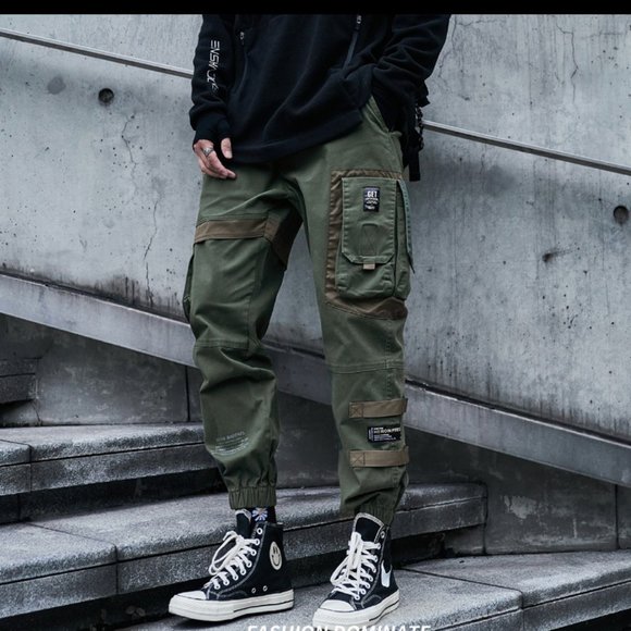 Men's style suits men with street pants